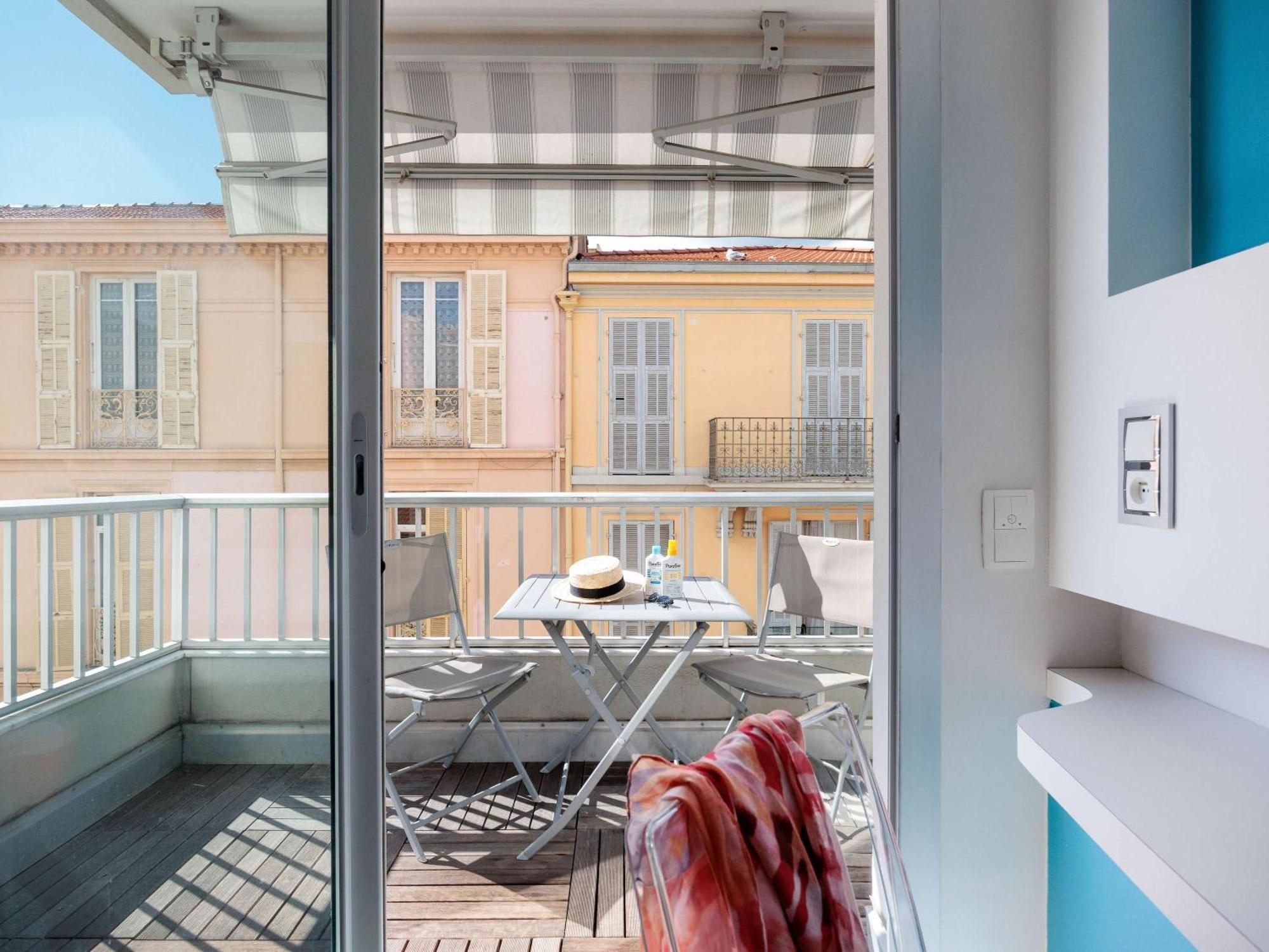 Ibis Styles Menton Centre Hotel Exterior photo