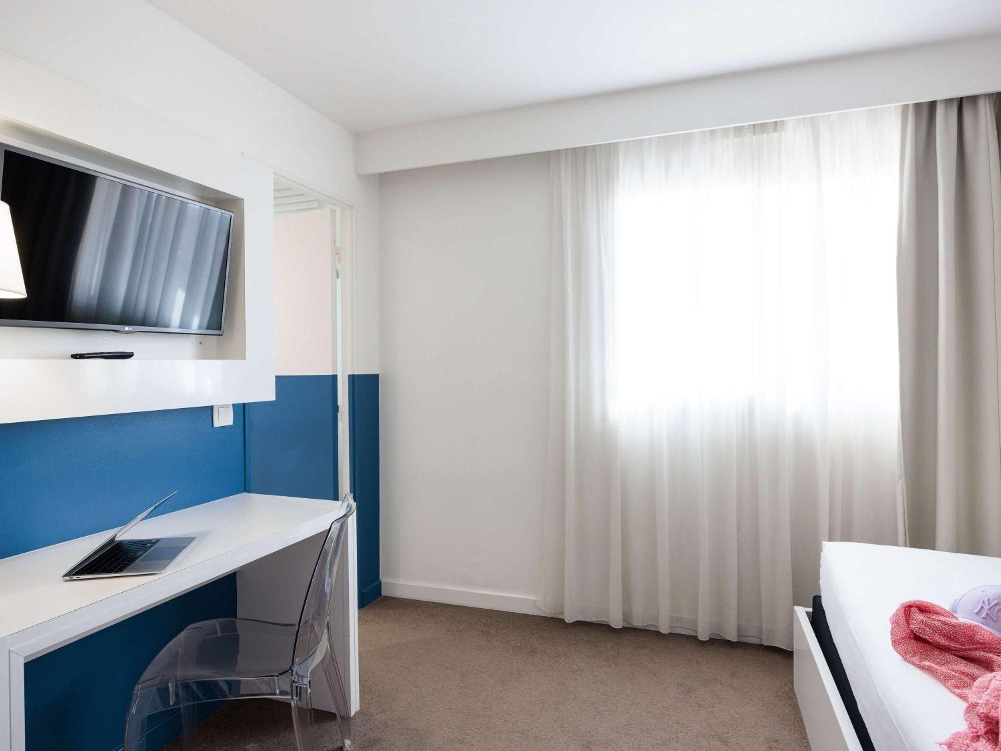Ibis Styles Menton Centre Hotel Exterior photo
